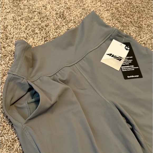 NWT Avia Joggers - Picture 4 of 6
